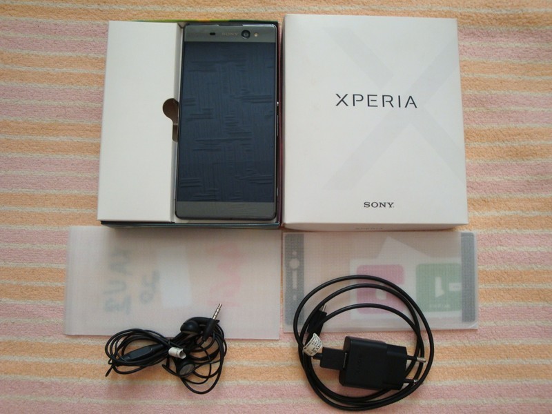 Телефон SONY XPERIA ULTRA F3211