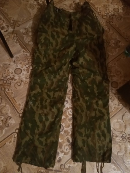Продам теплые брюки цена 300 рублей