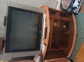 Продам телевизор SANYO c тумбочкой за 1500р