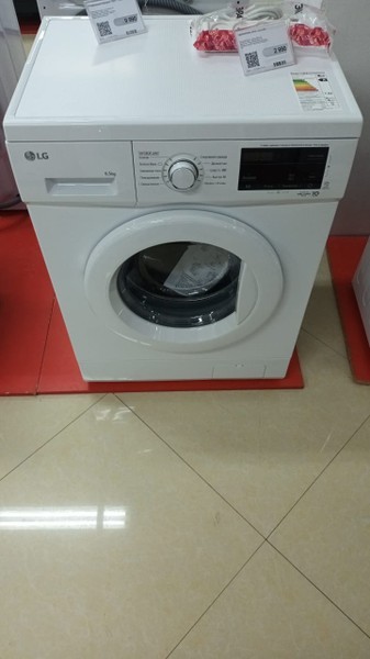 Продам новую стиральную машину!