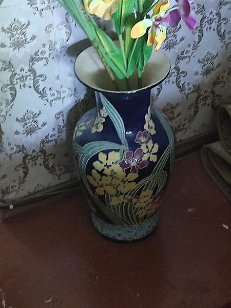 Напольная ваза