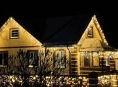Декоративное и новогоднее освещение домов и территорий