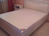 Кровать с матрасом 200/160