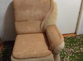 Продам угловой диван с креслом б/у