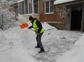 Уборка придомовой территории от снега