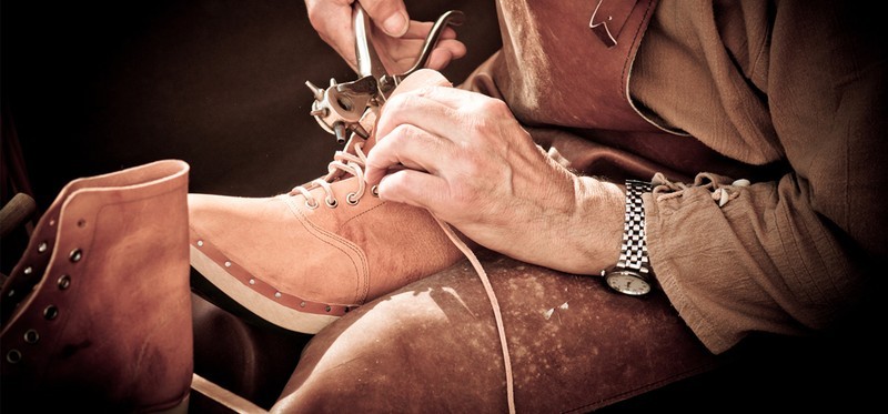 Требуется мастер по ремонту обуви и изготовлению ключей