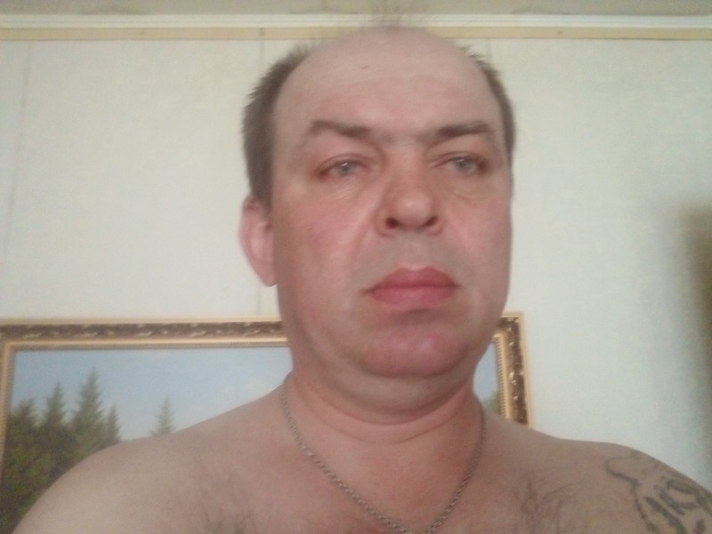 Игорь 46 лет