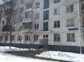 Продается двухкомнатная квартира в ЮАО, район Нагатинский затон. Якорная ул. , дом 3.