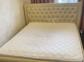 Кровать двуспальная без матраса