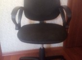 Продам компьютерное кресло б/у