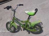 ПРОДАЮ - Велосипед детский (от 3-x до 5-ти лет), колеса 30 см (12 дюймов), без передач.