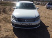 Автомобиль Volkswagen Polo седан