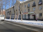 Ульяновская 44, 80 кв. м. первая линия. аренда. торгово офисное
